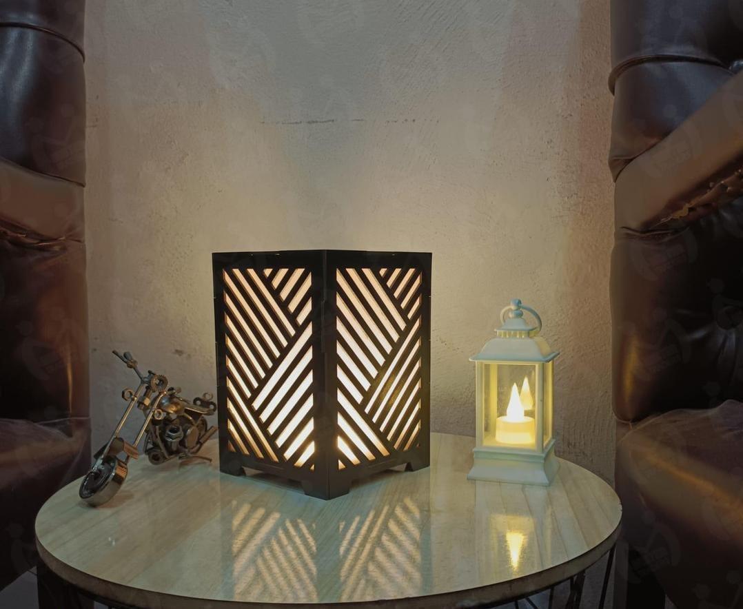 Modern Wooden Table Lamp with Geometric Design for Home Decor